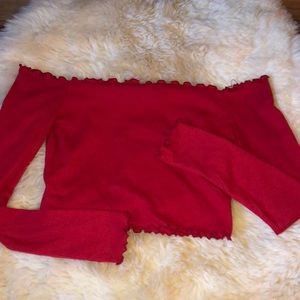 Pretty little thing off the shoulders top size 4